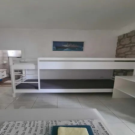 Luna - 2-bedroom A1-niko Žuljana