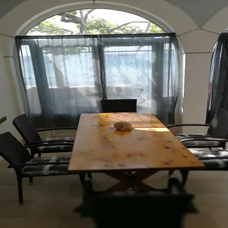 Luna - 2-bedroom A1-niko דירה