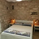 Luna - 2-bedroom A1-niko