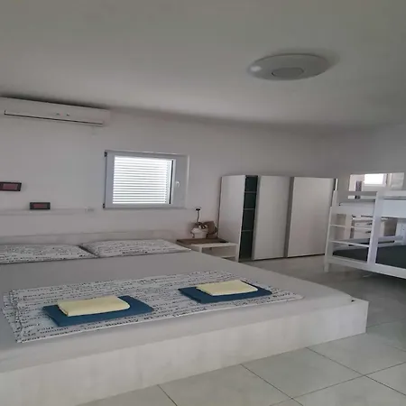 Luna - 2-bedroom A1-niko Apartman