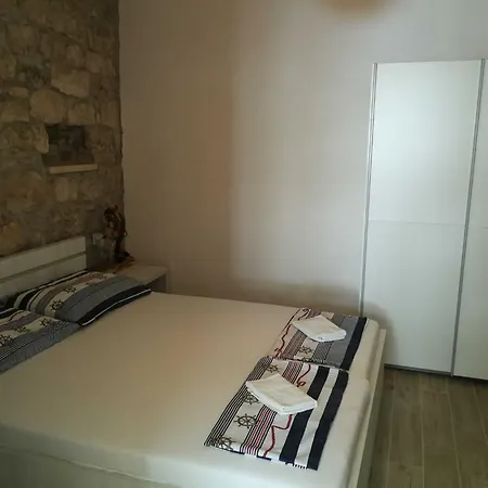 Luna - 2-bedroom A1-niko Apartman *