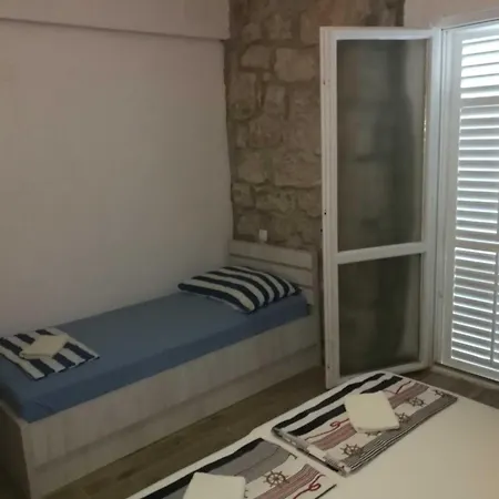 Luna - 2-bedroom A1-niko Apartman *