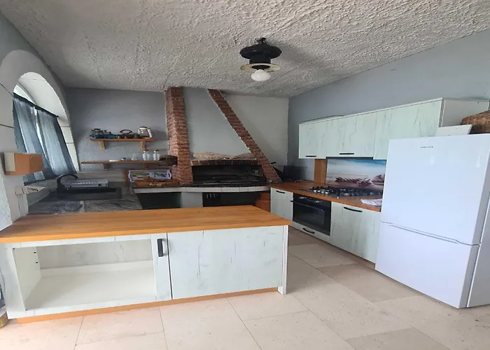 Luna - 2-bedroom A1-niko *