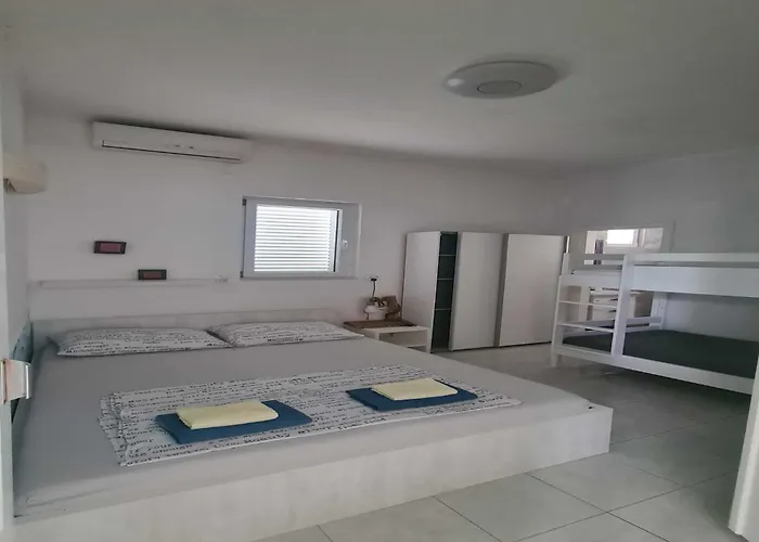 Luna - 2-bedroom A1-niko Apartament